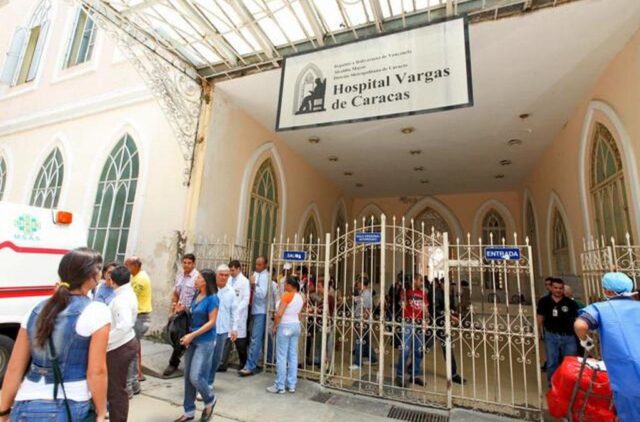 Mataron a tiros a dos personas en la emergencia del hospital Vargas