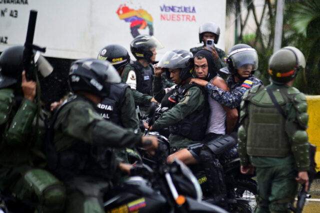 A un año de las presidenciales: más de 1.000 presos políticos enfrentan torturas y tratos degradantes