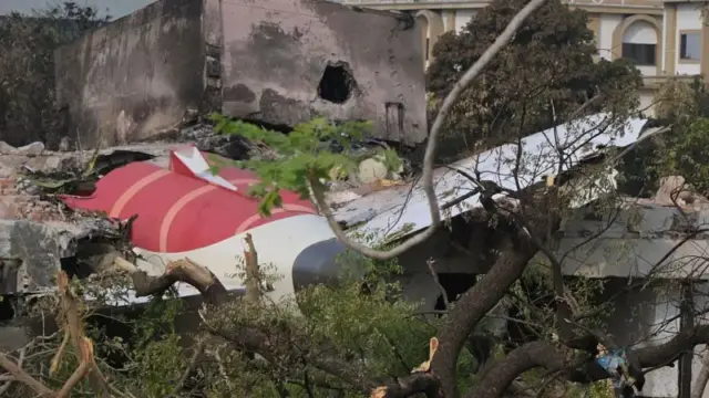 EE.UU. considera "seguros" los interruptores de combustible de los aviones Boeing señalados en el accidente de Air India