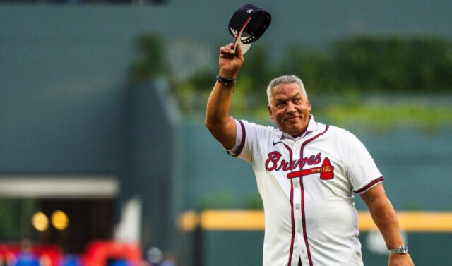 Andrés Galarraga hizo emotivo lanzamiento en el Juego de las Estrellas