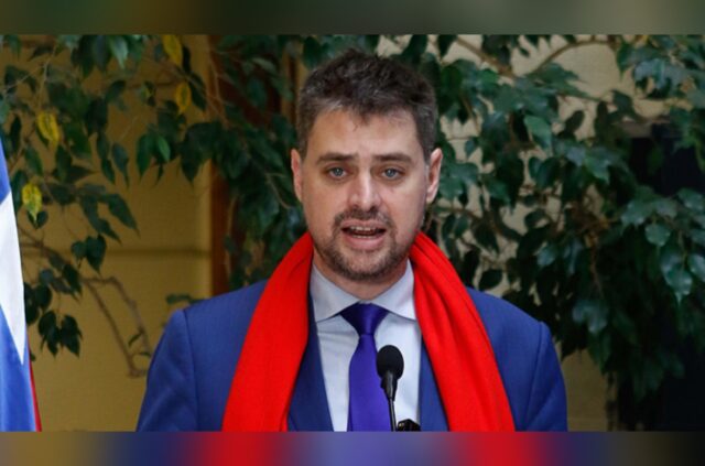 Diputado chileno causa polémica por sus comentarios sobre los venezolanos: “No queremos que nuestra política sea de arepa y ron”