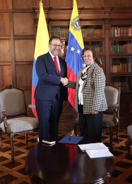 El gobierno de Maduro reitera a Colombia la necesidad de potenciar una zona económica binacional