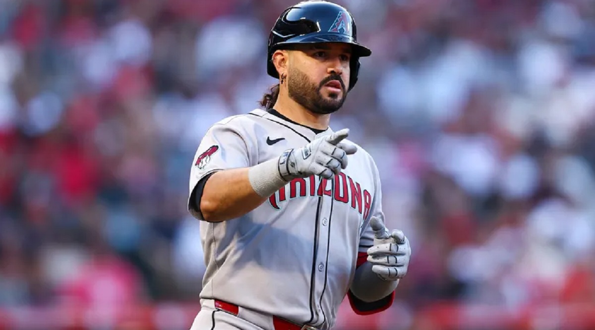 Eugenio Suárez llega a la mitad de la temporada liderando a todos los tercera base Foto Archivo