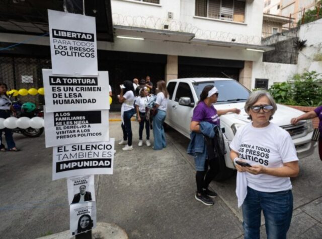 Comando Con Venezuela: Casi mil personas están secuestradas por la tiranía en Venezuela