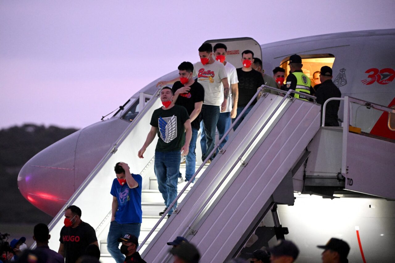 VENEZUELA-US-EL SALVADOR-MIGRATION-DEPORTATION