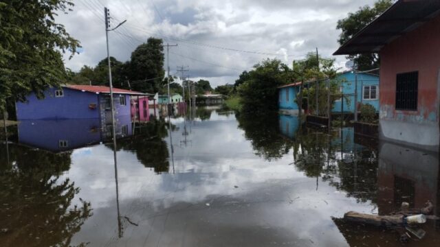 El Orinoco supera nivel de desborde y amenaza con inundaciones históricas en Puerto Ayacucho