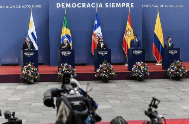 Cumbre de la Democracia omisa y sumisa ante dictaduras de Cuba, Nicaragua y Venezuela
