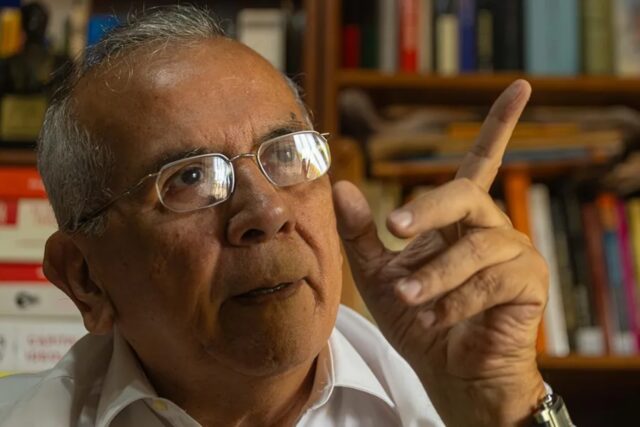 They released Rodrigo Cabezas, former Minister of Chavez, after 41 days of forced disappearance