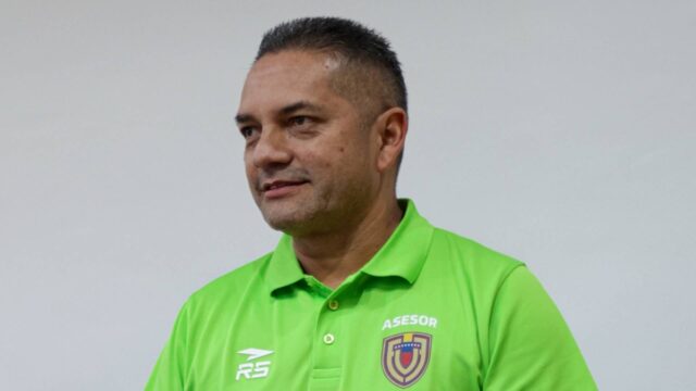 Manuel Benítez se convierte en el primer venezolano instructor arbitral de la FIFA