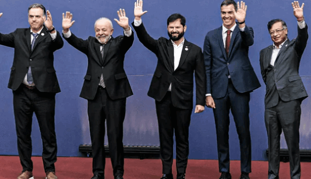 Manifiesto progresista: Democracia Siempre