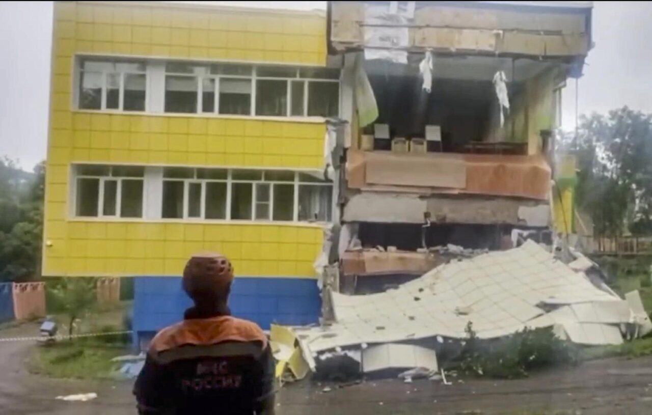 El Pacífico va recobrando el pulso tras reducirse la amenaza de tsunami