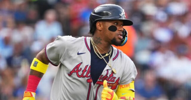 Ronald Acuña fue inscrito en la lista de incapacitados