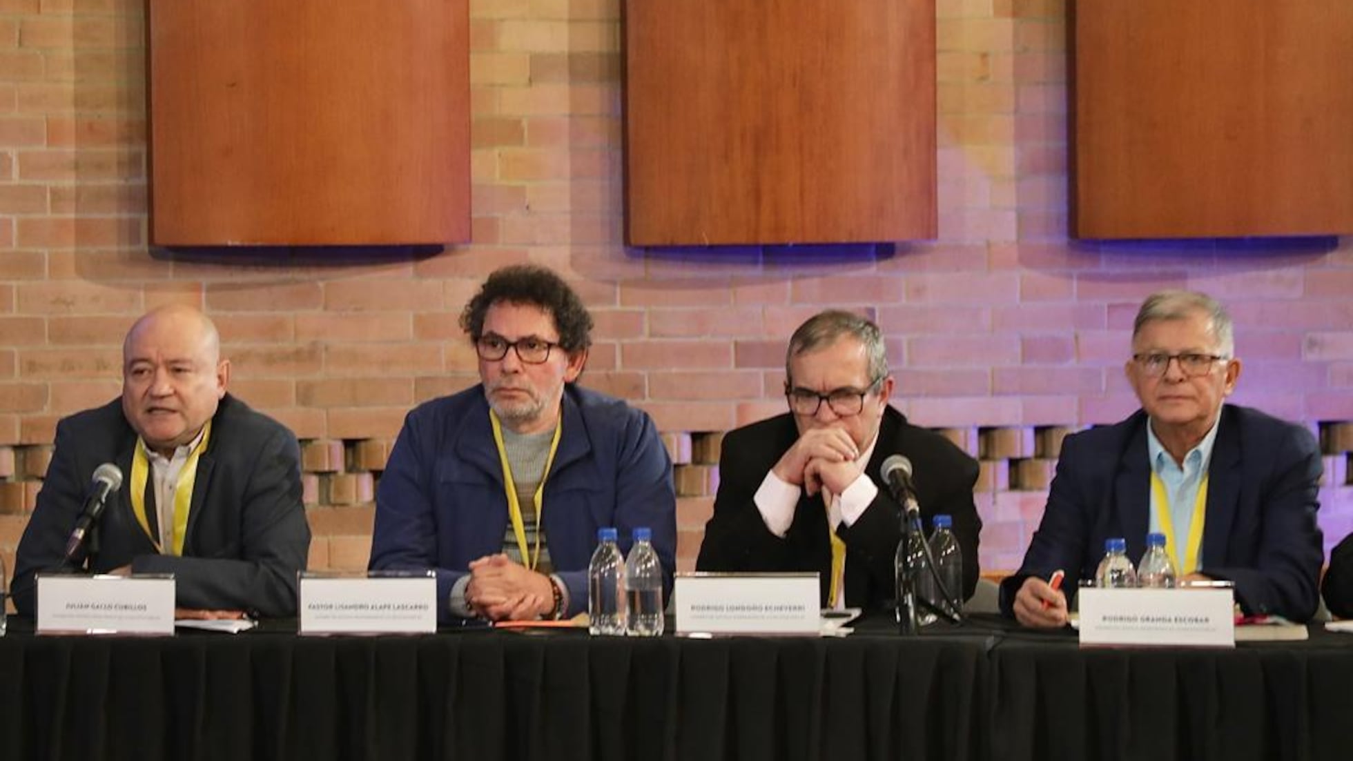 JEP inicia audiencia clave contra exlíderes de las FARC por más de 21.000 secuestros durante el conflicto