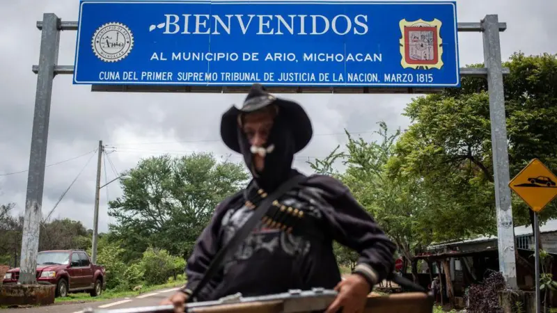 "Viajé de Colombia a México a cuidar limones y acabé trabajando para un cartel de la droga del que logré escapar"