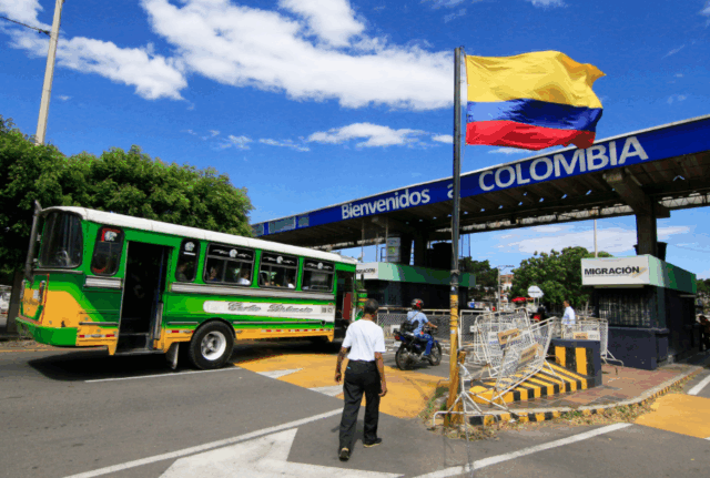 Senadora colombiana rechaza zona binacional con Venezuela: podría beneficiar a Maduro