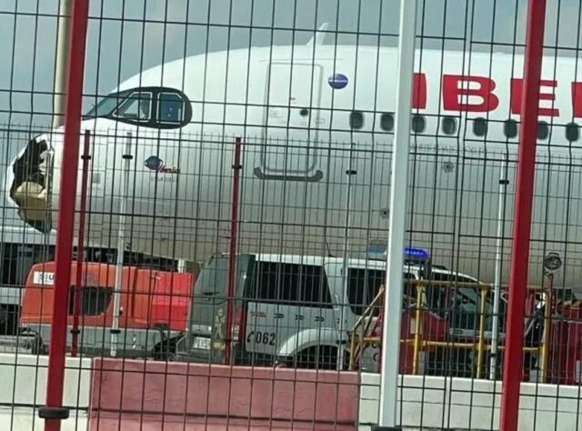 Vuelo de Iberia realizó aterrizaje de emergencia en el aeropuerto de Madrid