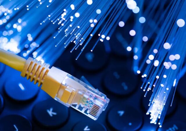 Venezuela e Irán fabricarán fibra óptica en La Guaira como parte de nueva alianza tecnológica