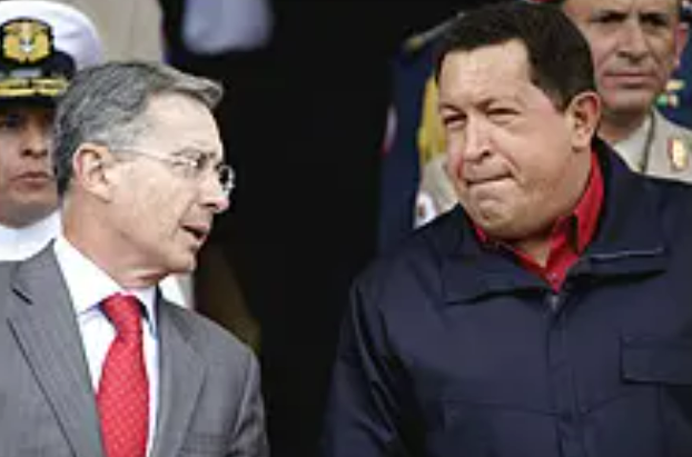 Uribe y Chávez en vidas paralelas