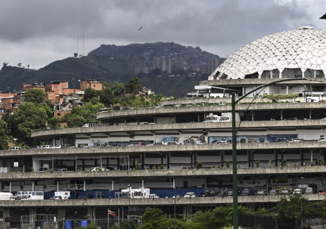 Denuncian traslados irregulares de presos políticos desde El Helicoide