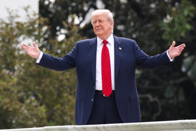 Trump elevó a 50% los aranceles a la India por la compra de petróleo ruso