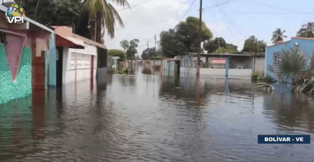 Evacúan a otras 40 familias en Ciudad Bolívar por crecida del Orinoco