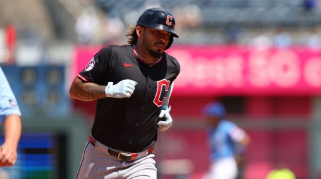 Gabriel Arias sigue encendido con los Guardianes