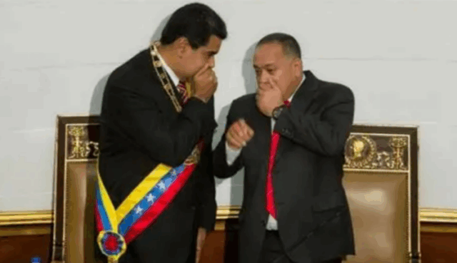 La democracia no es teatro de sombras