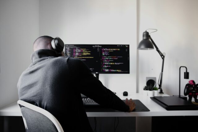 La guerra de talentos entre Meta y OpenAI, una batalla de la que poco se habla