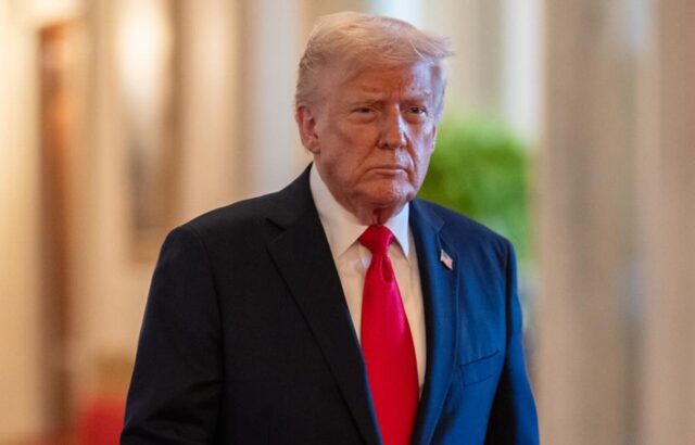 Trump exhorta a las personas sin hogar a irse lejos de Washington