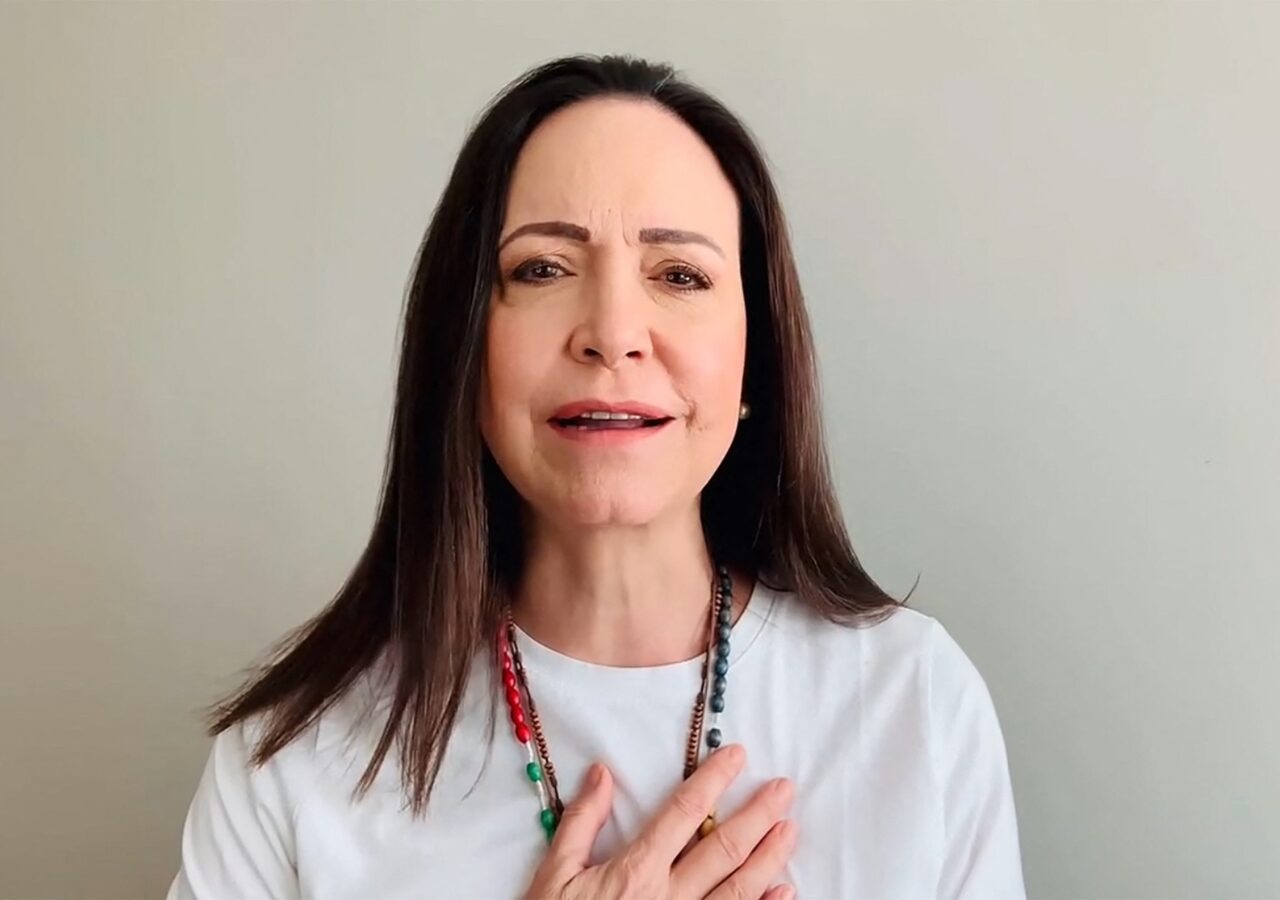 María Corina Machado: Luchar por la paz de Colombia y Venezuela es la mejor forma de honrar la memoria de Miguel Uribe