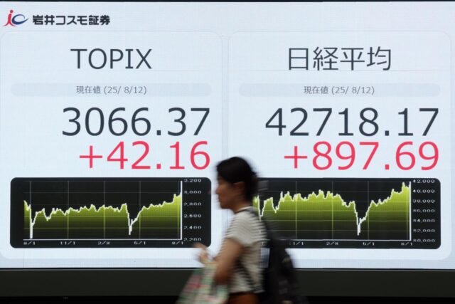 Las bolsas asiáticas responden optimistas a la extensión de la tregua entre EE UU y China