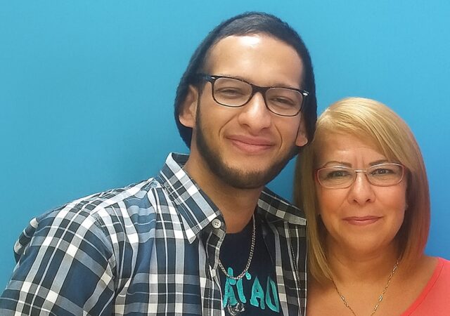Denuncian que preso político Manuel Bohórquez sufre problemas de salud severos a un año de su detención