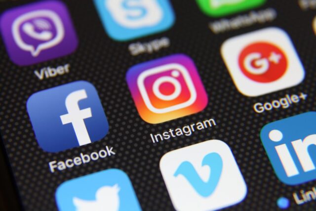 Lanzan campaña de desinformación contra El Nacional y Cazadores de Fake News por publicar una denuncia