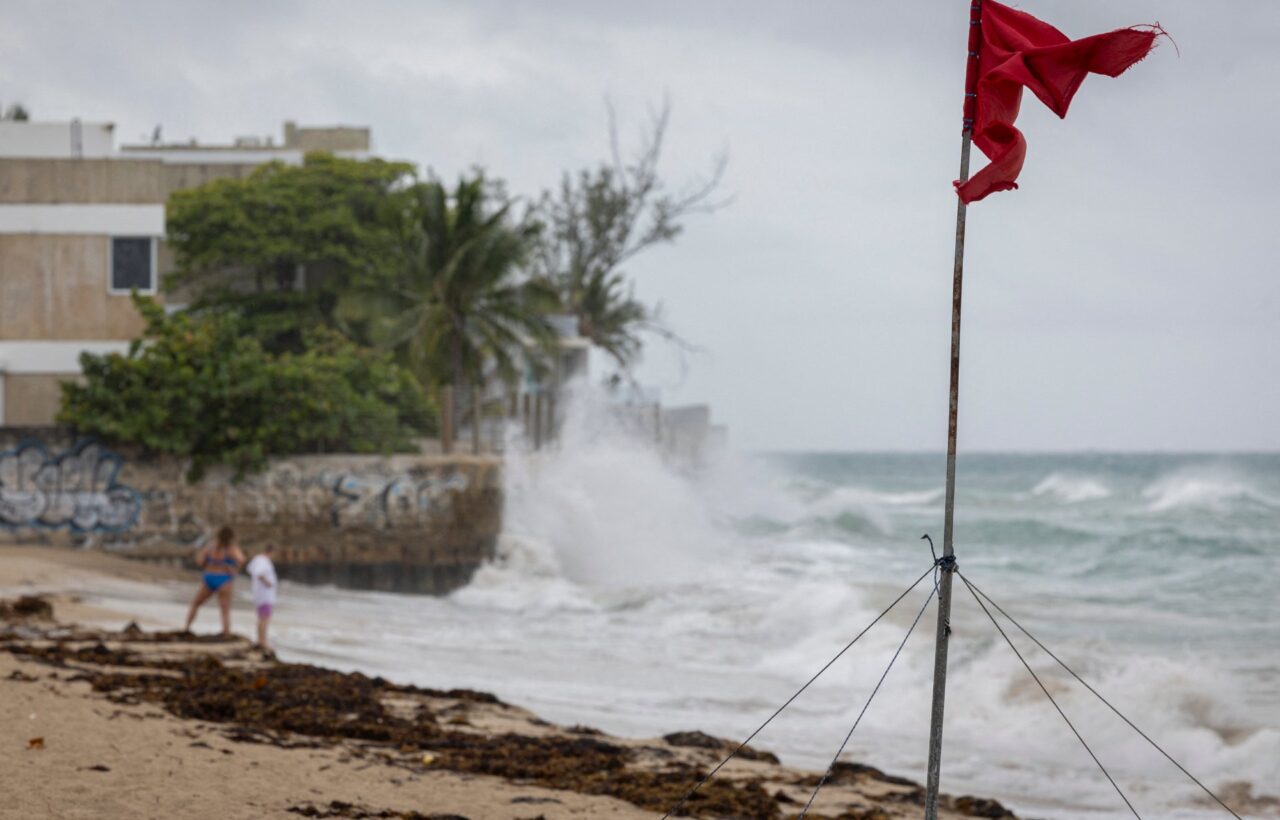 Watch Hard Hat Riot (español) | American Experience | Official Site | PBS, image size:1280x820
