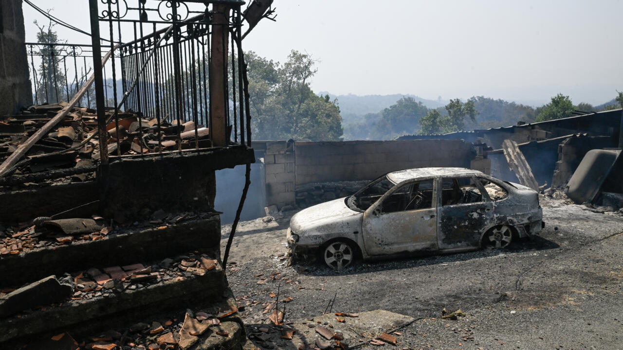 Seis muertos por incendios históricos en España y Portugal