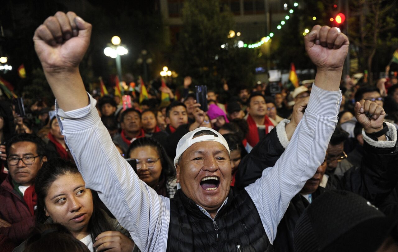 Bolivia celebra el fin de de casi dos décadas del MAS: "Por fin nos liberamos del la opresión"