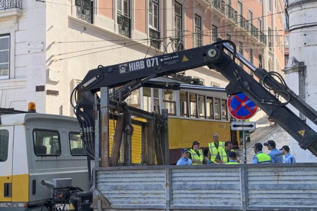 Identificados todos los fallecidos por el descarrilamiento del histórico funicular de Lisboa