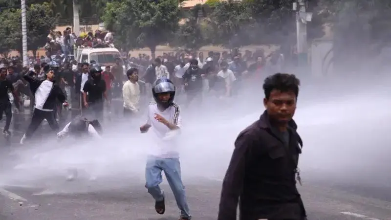 Las protestas de la generación Z por la prohibición de las redes sociales y contra la corrupción en Nepal que hicieron caer al primer ministro
