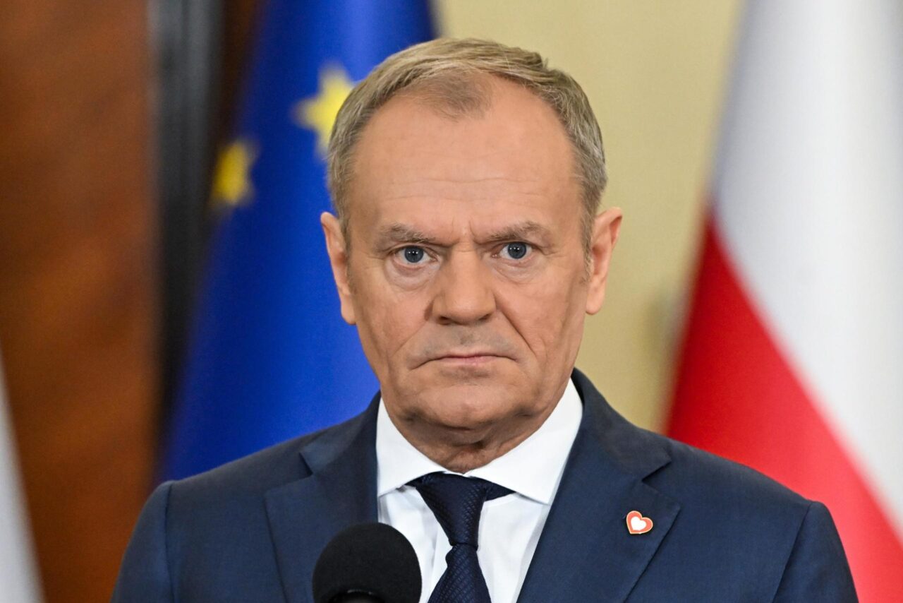 Donald Tusk cumple un año en el poder con luces, sombras y promesas