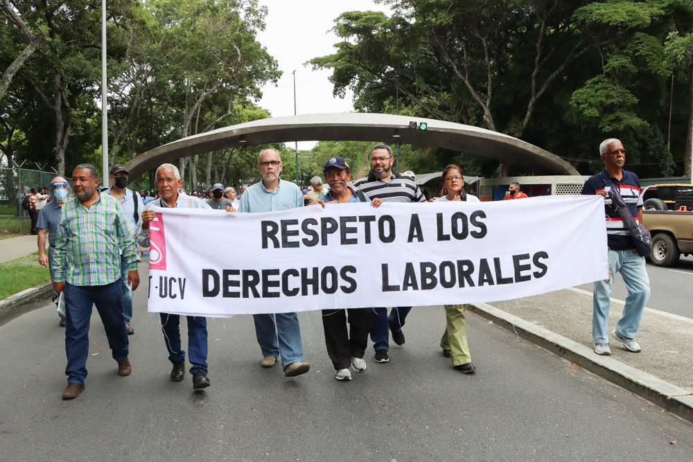 Los tres frentes de batalla del gobierno encargado