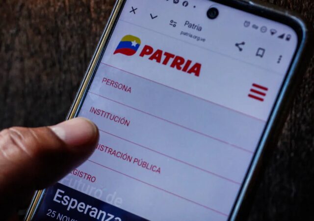Usuarios denuncian retrasos en transferencias de la plataforma Patria a sus bancos