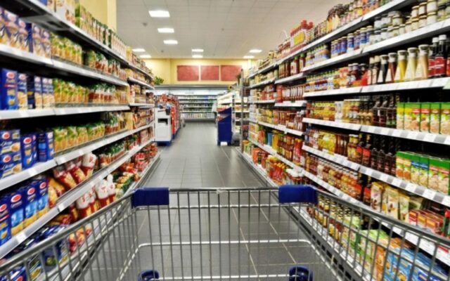 ANSA: Casi 100% de los pagos en los supermercados se hacen en bolívares