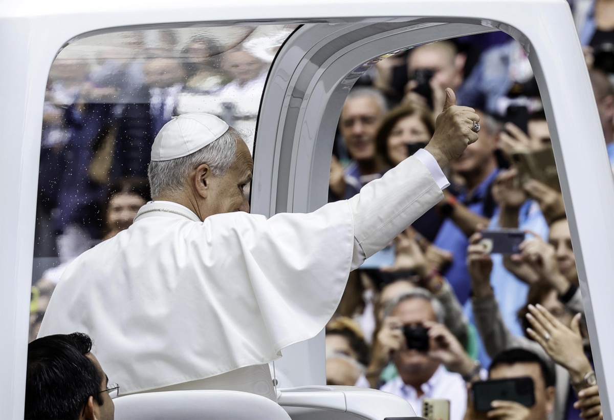 El Papa exhorta a la oración por la paz a través del rosario