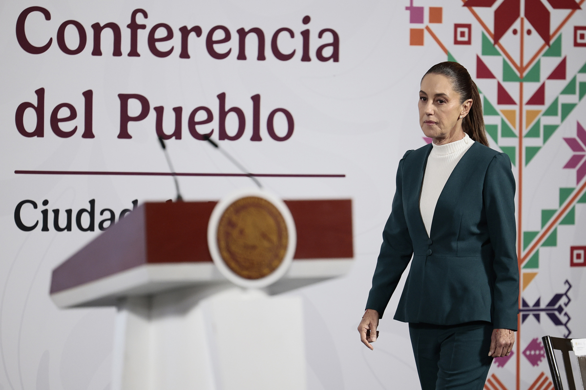 Inundaciones en México suman 64 muertos: Sheinbaum reconoce desesperación ante la tragedia