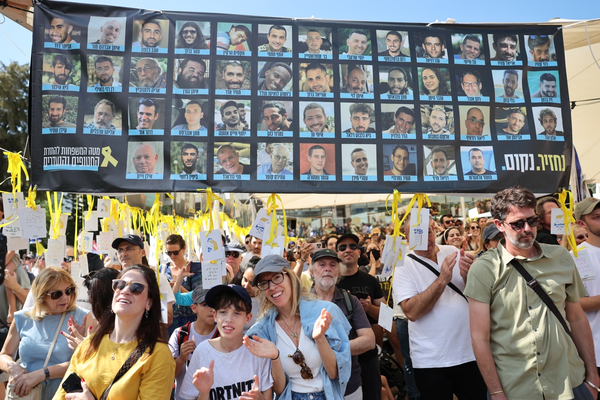 Israel confirma haber recibido otros cuatro cuerpos entregados por Hamás a la Cruz Roja