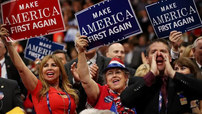 "America first, not America Alone": por qué a Trump le interesa rescatar al gobierno de Milei (y las críticas que recibe dentro de EE.UU.)