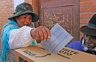 Esperanza electoral en Bolivia a 22 años del golpe de Estado que derrocó la democracia