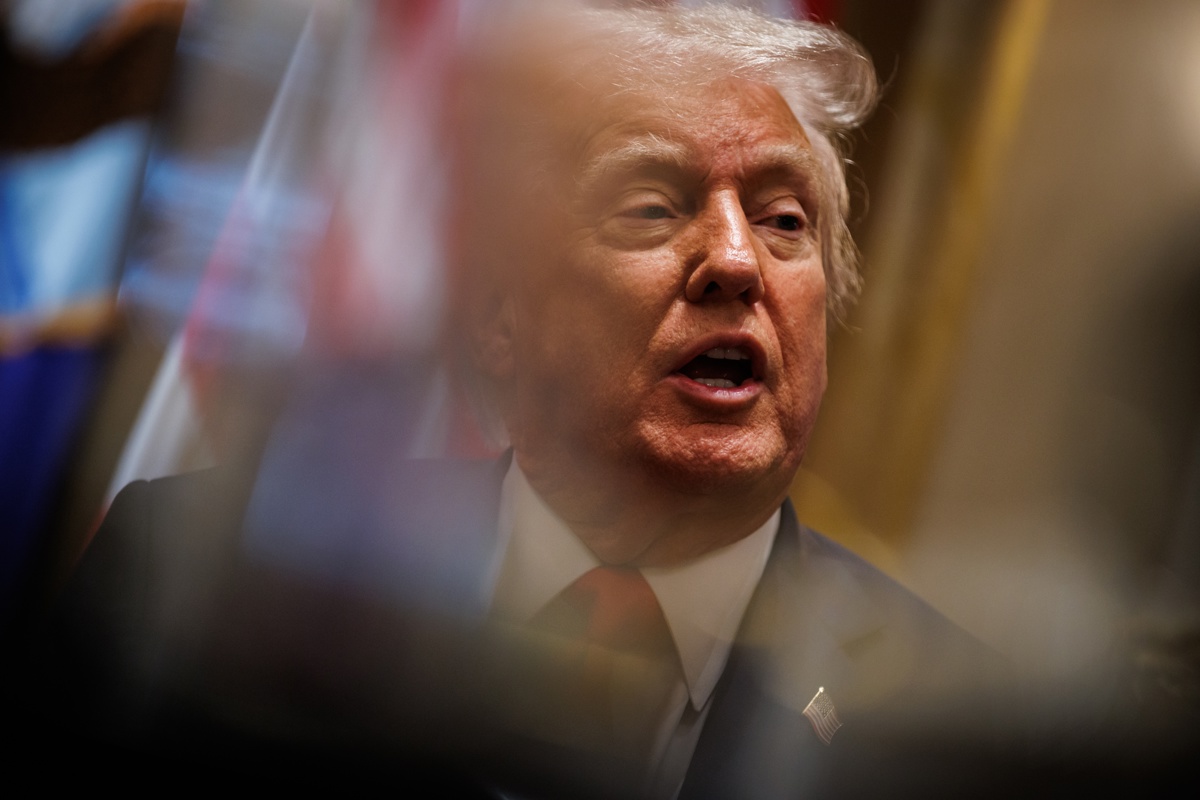 Trump anuncia repatriación a Colombia y Ecuador de dos supervivientes de narcosubmarino atacado