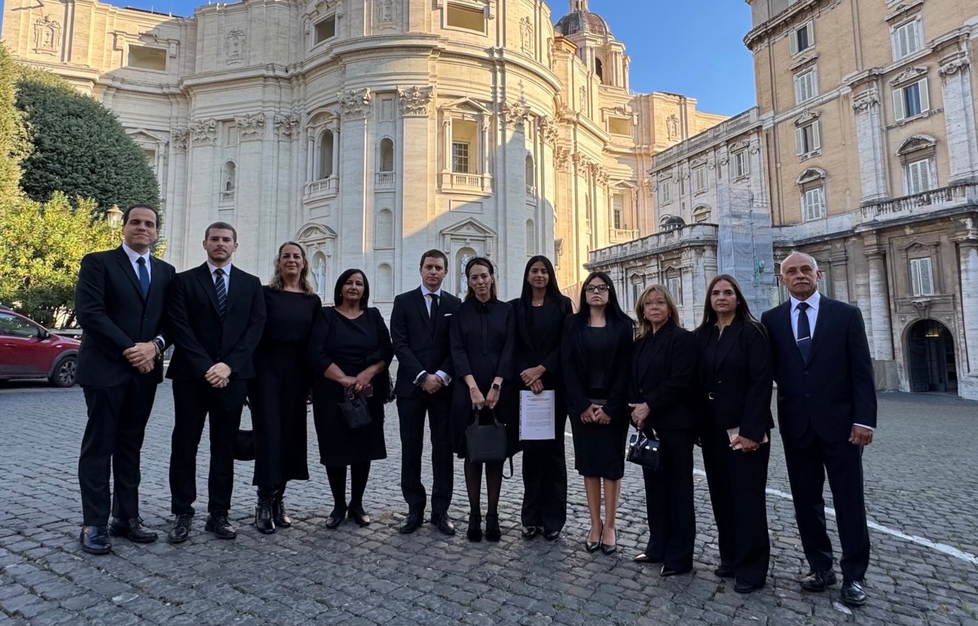 La delegación opositora que viajó al Vaticano por canonización de José Gregorio Hernández y Carmen Rendiles