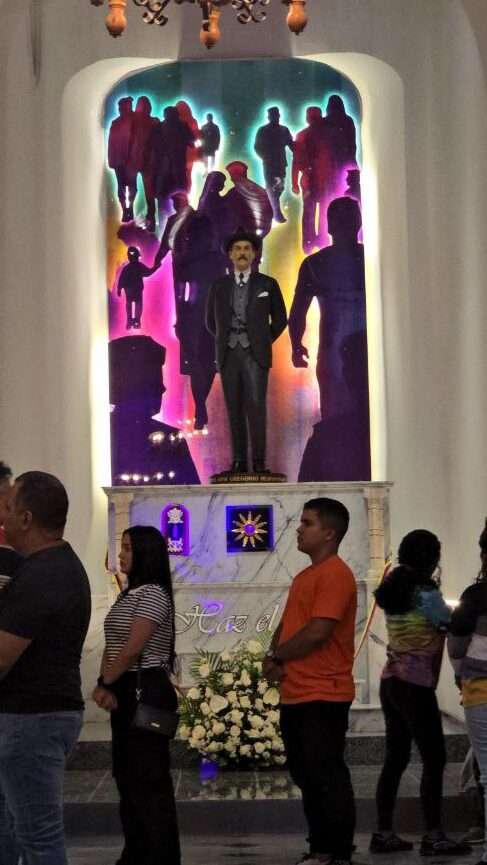 "We must follow the example of José Gregorio Hernández and Carmen Rendiles to build the country we want" "We must follow the example of José Gregorio Hernández and Carmen Rendiles to build the country we want"